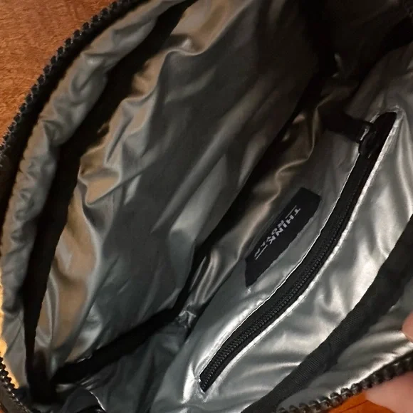 Think Royln The Trinity Handbag Black Patent Crossbody Quilted Detachable Strap - Picture 7 of 8